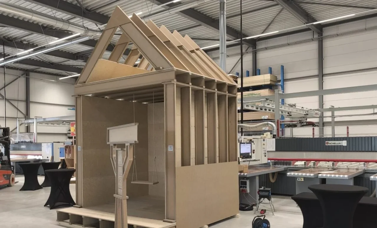 BAS Panels op de Verdouw Beurs 2026 Demonstratiehuis met zichtbare wand- en dakconstructie op de Verdouw Beurs